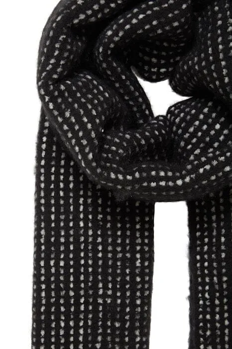 ESSENTIAL SCARF (BLACK)