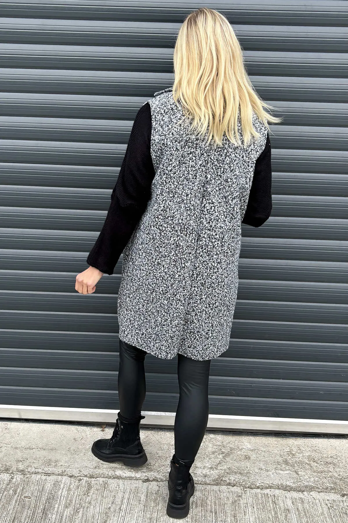 Nori Boucle Fleck Gilet Grey