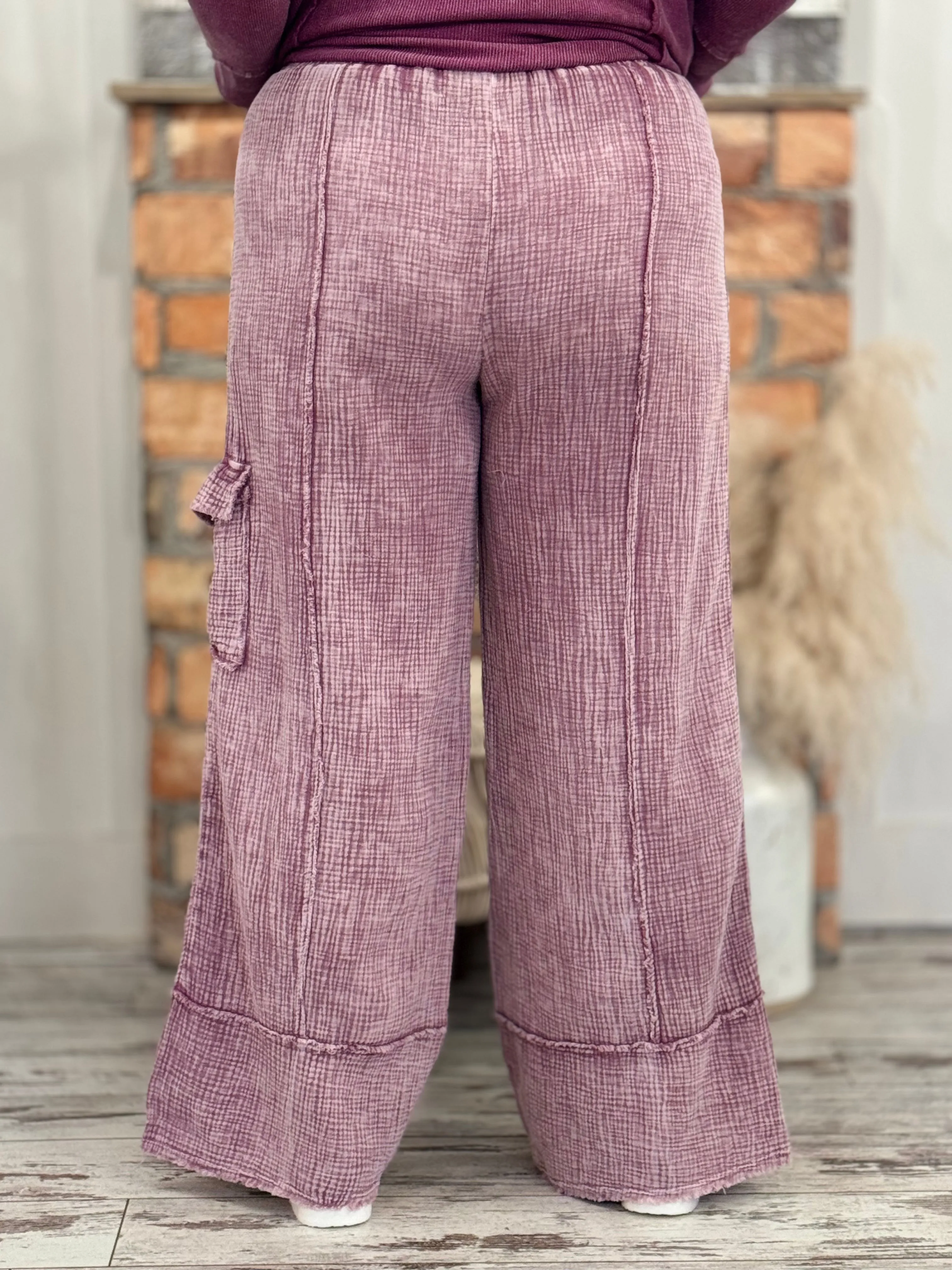 Raw Edge Gauze Cargo Pants | Mauve