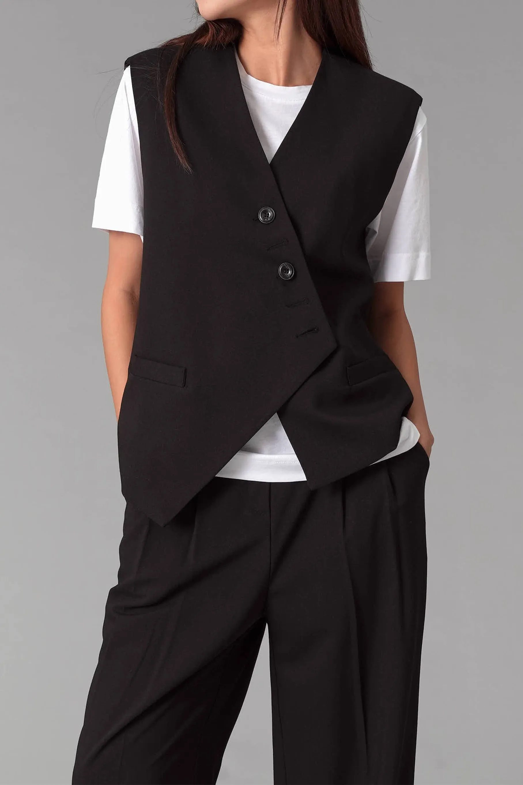 Rek Slant Vest