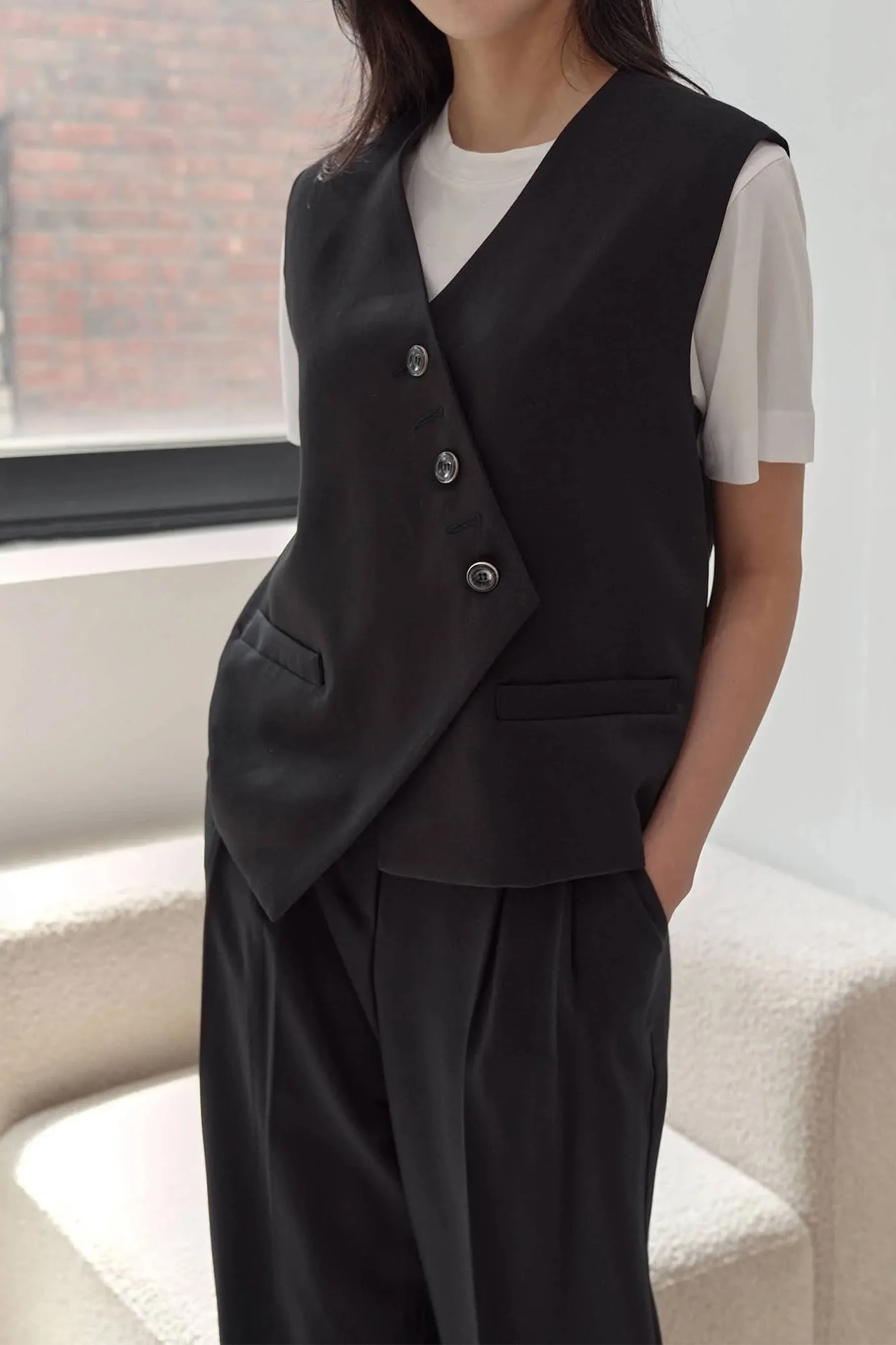 Rek Slant Vest