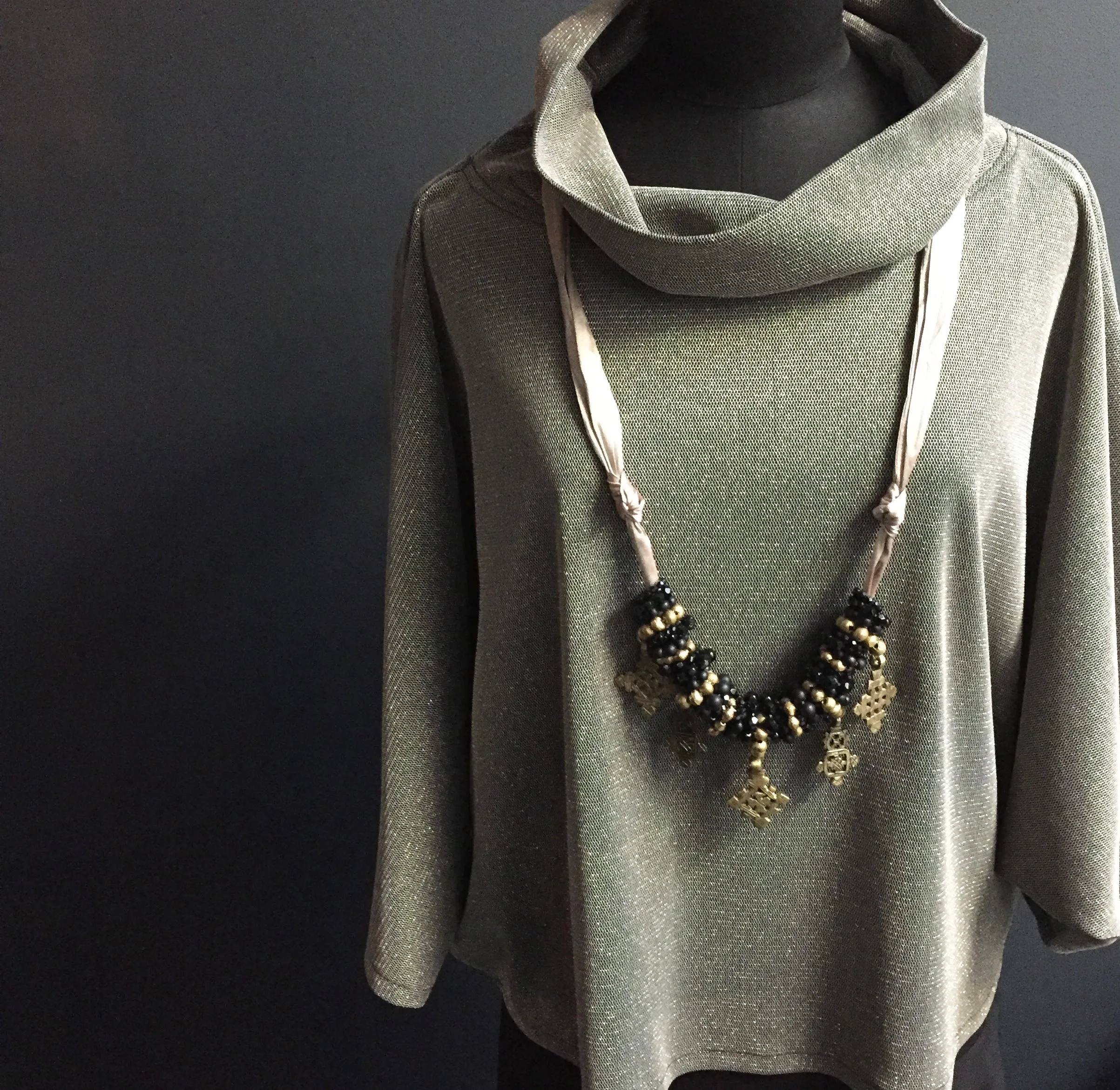 Whisper Top - Gold sparkle
