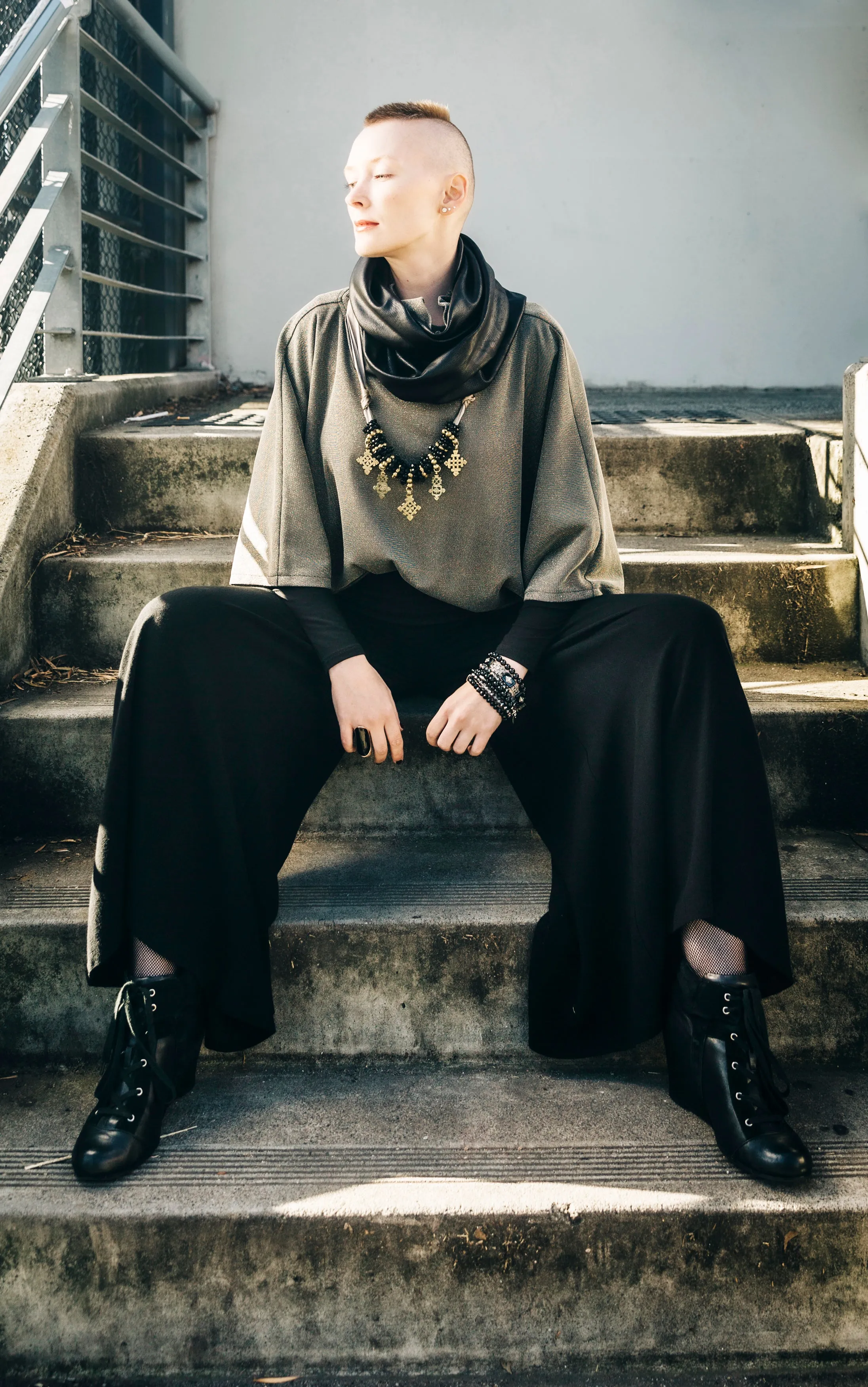 Whisper Top - Gold sparkle