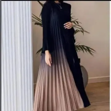 Wrinkled Trench Coat for Women in Autumn , New Fashion Print Gradient Color Flared Sleeves, Cardigan Long Style